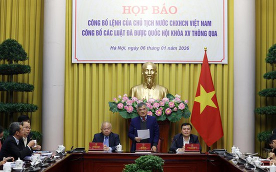 Công bố Lệnh của Chủ tịch nước về 12 luật liên quan lĩnh vực kinh tế với nhiều điểm mới