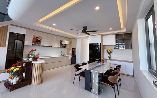 Trải nghiệm hai tinh thần trong cùng một căn hộ: Hiện đại tối giản và Á Đông sâu lắng