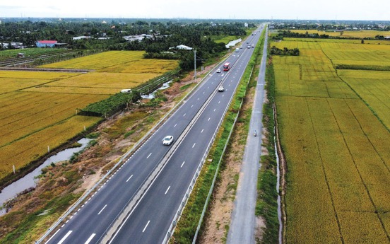 6 tháng nữa sẽ thông xe đoạn tuyến cao tốc hơn 31.000 tỷ tại TP lớn thứ 3 Việt Nam