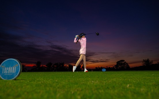 Giải mã sức hút của trải nghiệm golf đêm tại Phú Quốc