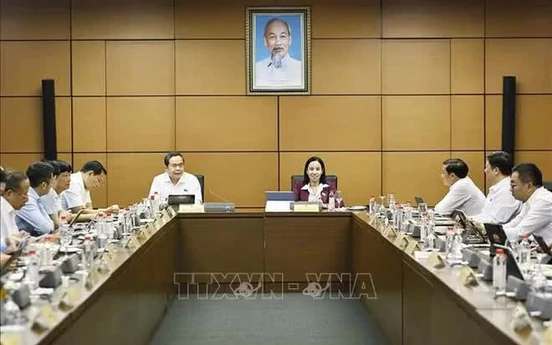 Tạo thuận lợi tối đa cho nhà đầu tư nhưng không nới lỏng kỷ cương pháp luật