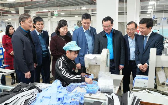 Thủ tướng chỉ đạo chăm lo, hỗ trợ nhân dân đón Tết Nguyên đán vui tươi, an toàn, tiết kiệm