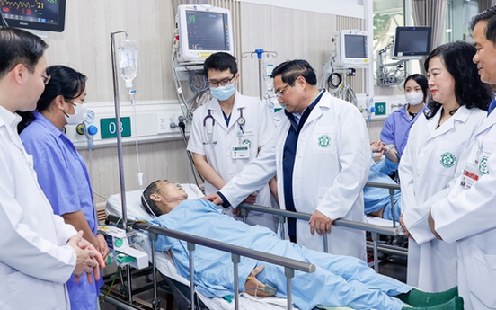 Thủ tướng: Phát huy vai trò các bệnh viện tuyến cuối 'giành giật sự sống, là hy vọng lớn nhất của người bệnh'