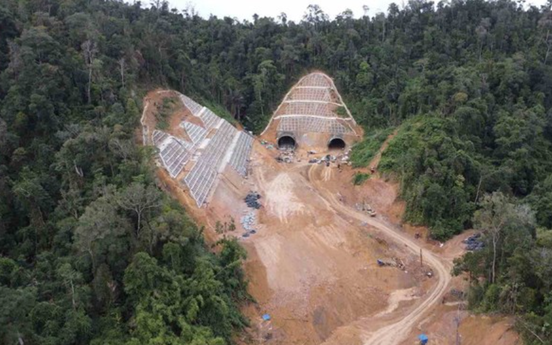 Cao tốc 22.000 tỷ kết nối 'rừng - biển' đầu tiên của Việt Nam: Thi công xuyên Tết, 8 tháng nữa hoàn thành