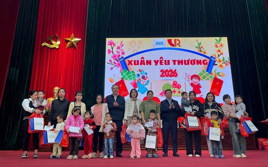 Trao tặng quà Xuân Yêu thương 2026 cho trẻ em xã Bình An, Ninh Bình