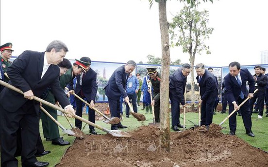 Tổng Bí thư Tô Lâm dự Lễ phát động 'Tết trồng cây đời đời nhớ ơn Bác Hồ' tại Hà Nội