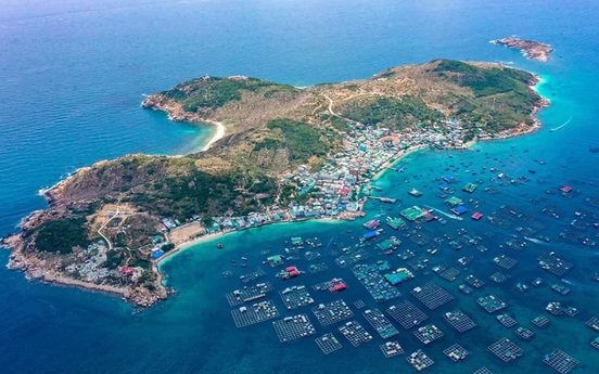 'Đệ nhất quân cảng' của Việt Nam: Diện tích gần 14.000ha, là cảng nước sâu tốt nhất Đông Nam Á, tọa lạc tại tỉnh sắp 'cất cánh' lên thành phố