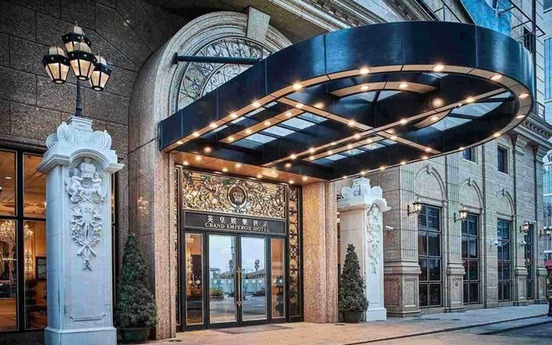 Một khách sạn dỡ gần 80kg ‘vàng’ đi bán, cứu nguy cho doanh nghiệp