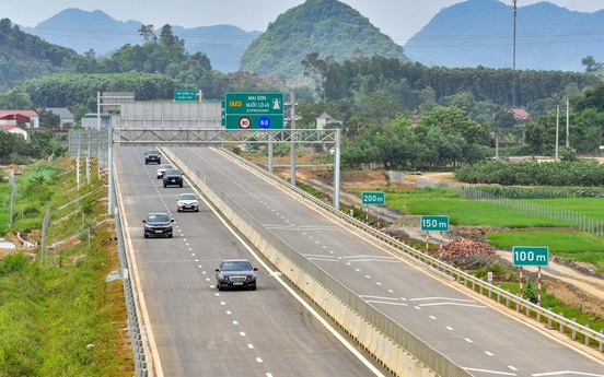 Đề xuất mở rộng gần 100km cao tốc Bắc - Nam qua Thanh Hóa lên quy mô 6 làn xe