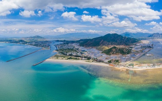 Tỉnh có đường bờ biển dài nhất Việt Nam dự kiến làm tuyến đường 1.900 tỷ kết nối sân bay 66 năm tuổi với khu du lịch quốc gia