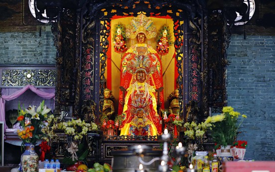 Photo Travel: Chùa Bà Thiên Hậu, cổ tự lâu đời của người Hoa giữa lòng Sài Gòn