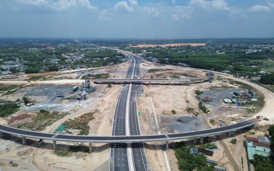 Sắp thông xe tuyến cao tốc hơn 21.000 tỷ kết nối 2 tỉnh, thành giàu nhất Việt Nam