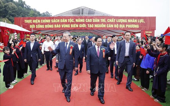 Tổng Bí thư và Thủ tướng dự Lễ khởi công, động thổ đồng loạt các trường nội trú liên cấp biên giới