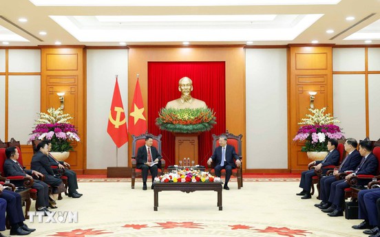 Tổng Bí thư Tô Lâm tiếp Bộ trưởng Bộ Công an Lào