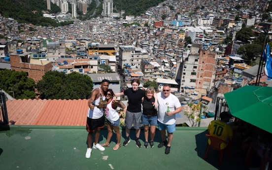 Những thước phim “triệu view” đã biến sân thượng khu nhà ổ chuột ở Rio thành điểm nóng du lịch: “Đó là một trong những trải nghiệm để đời”