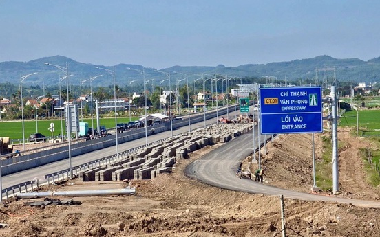 Sắp thông xe cao tốc gần 11.000 tỷ với 1 hầm xuyên núi, góp phần nối thông miền Trung