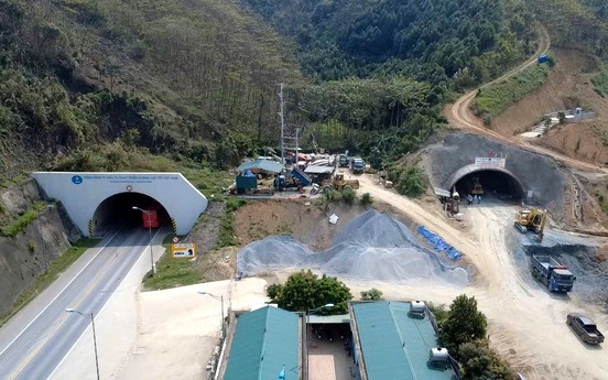 Tin vui về hạng mục hầm xuyên núi dài hơn 500m đi qua địa hình hiểm trở