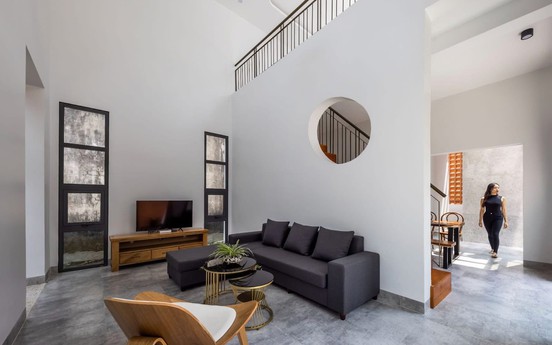 Biến mảnh đất nuôi gà thành tổ ấm hiện đại: Lâm House và triết lý sống tối giản đầy cảm hứng