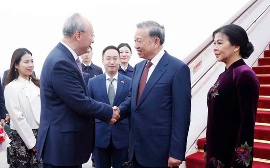 Tổng Bí thư, Chủ tịch nước và Phu nhân bắt đầu thăm cấp Nhà nước đến Trung Quốc