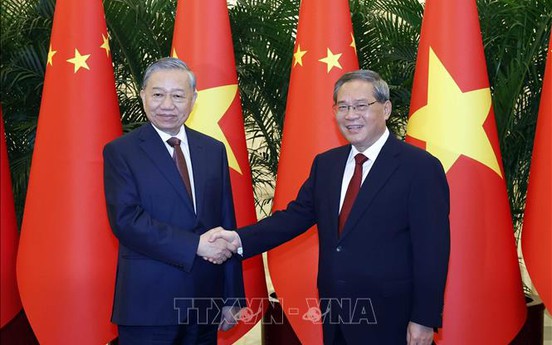 Thủ tướng Quốc vụ viện Lý Cường: Ủng hộ Việt Nam tham gia chuỗi hoạt động “Chia sẻ thị trường lớn - Xuất khẩu Trung Quốc”