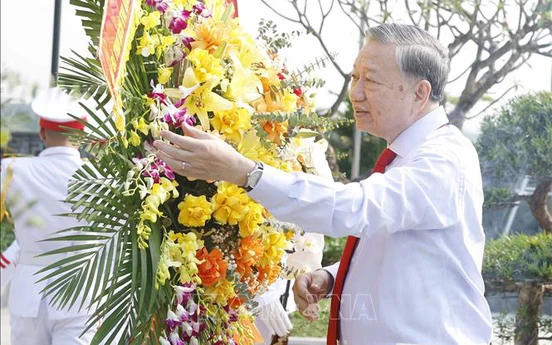 Tổng Bí thư, Chủ tịch nước Tô Lâm dâng hương tưởng niệm Tổng Bí thư Hà Huy Tập