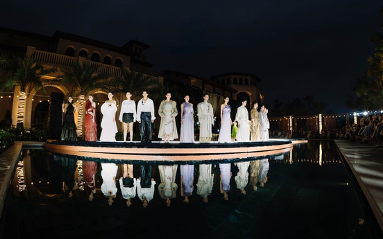 Show thời trang dành riêng cho Thanh Xuan Valley từ NTK Phan Đăng Hoàng