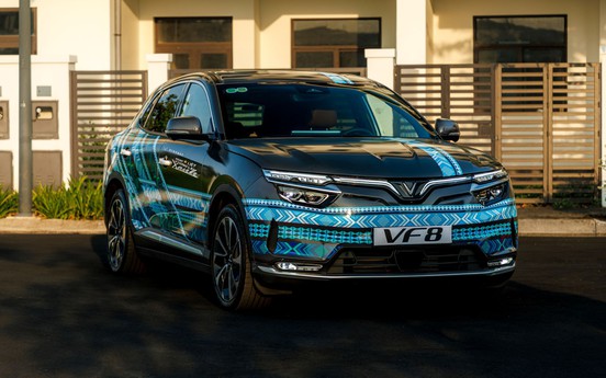 “Xe gia đình phải cỡ này mới chuẩn”: Khách hàng Việt giải thích tại sao VinFast VF 8 Eco là lựa chọn an toàn và tiện nghi nhất hiện nay