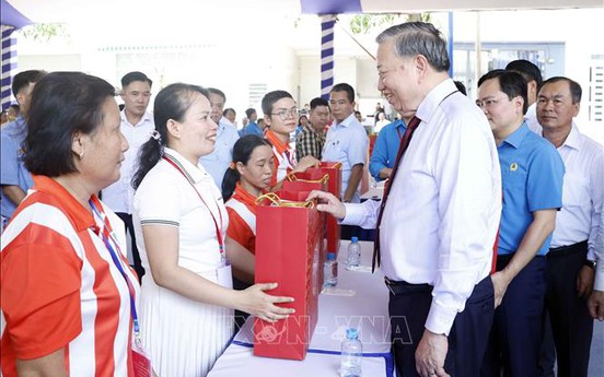 Tổng Bí thư, Chủ tịch nước Tô Lâm thăm, động viên công nhân, người lao động tại TP Hồ Chí Minh