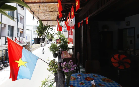 Photo Travel: Cà phê Đỗ Phủ, cơm tấm Đại Hàn - nơi lưu dấu ký ức Biệt động Sài Gòn
