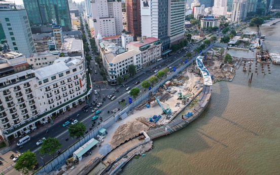 TP giàu nhất Việt Nam sắp hoàn thiện cầu đi bộ vượt sông 1.000 tỷ: Kiến trúc lá dừa nước, doanh nghiệp thực phẩm tài trợ kinh phí