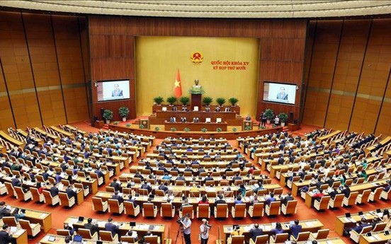 Nhiều nội dung quan trọng trong ngày làm việc đầu tiên Kỳ họp thứ Nhất, Quốc hội khóa XVI