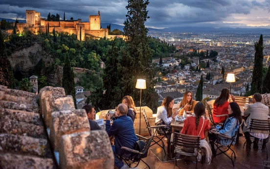 Lễ Phục sinh tại Granada (Tây Ban Nha): Nơi nghi lễ linh thiêng hòa quyện cùng nhịp sống đời thường