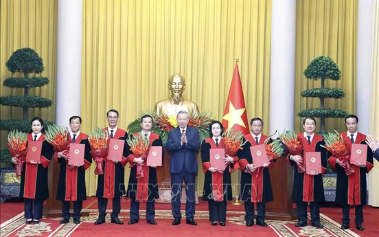 Tổng Bí thư, Chủ tịch nước Tô Lâm trao quyết định bổ nhiệm Thẩm phán TAND tối cao