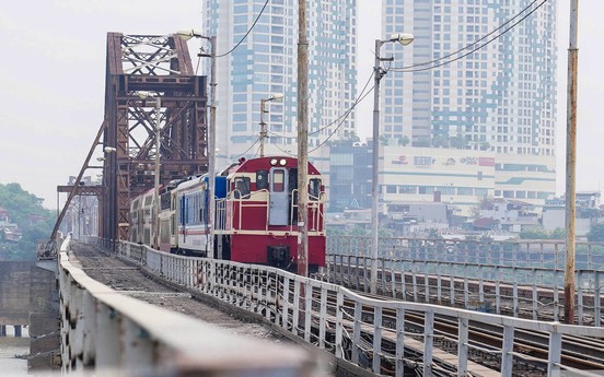 Chỉ hơn 1 tháng nữa, cây cầu thép có tuổi đời lớn nhất Việt Nam chính thức thông xe trở lại