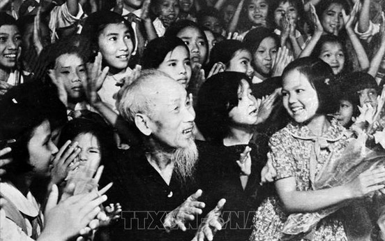 Tư tưởng Hồ Chí Minh soi sáng hành trình phát triển đất nước