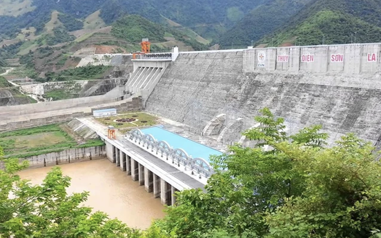 Huy động gần 3 triệu m3 bê tông, Việt Nam hoàn thành công trình lot top thế giới, bên cạnh những công trình của Trung Quốc, Nga, Paraguay, Mỹ, Venezuela