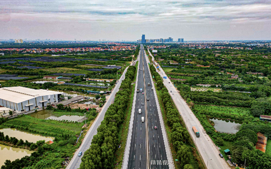 Việt Nam lần đâu tiên xây dựng tuyến cao tốc theo tiêu chuẩn quốc tế, đẹp như châu Âu, vốn đầu tư gần 50.000 tỷ