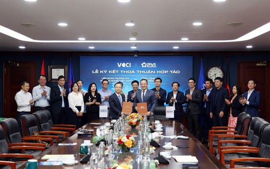 VCCI và Bảo hiểm PVI bắt tay hỗ trợ doanh nghiệp nâng cao năng lực cạnh tranh