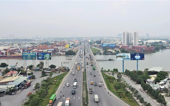 Đề xuất nâng tĩnh không cây cầu hơn 60 năm tuổi kết nối hai thành phố giàu bậc nhất Việt Nam lên 7m