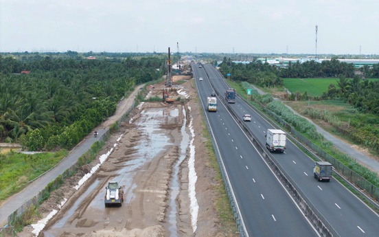 Gỡ “đường găng” mặt bằng, vật liệu để tăng tốc cho cao tốc TP.HCM - Trung Lương - Mỹ Thuận