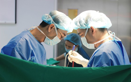 Vinmec Phú Quốc bóc tách khối u lớn, bệnh nhân xuất viện sau 48 giờ