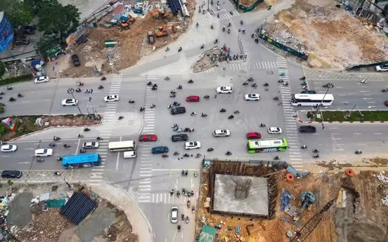 Từ hôm nay, Hà Nội điều chỉnh giao thông để thi công cầu vượt trên tuyến vành đai 'đắt nhất hành tinh'