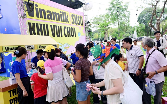 Hàng nghìn trẻ em hào hứng “chơi để học” cùng Vinamilk tại Phú Mỹ Hưng