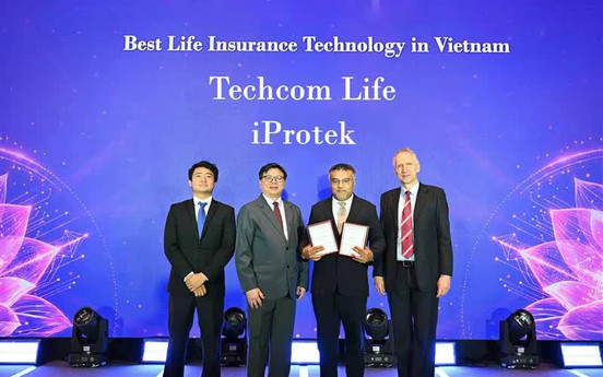Techcombank và Techcom Life ghi dấu ấn đậm nét tại đấu trường châu lục với 3 giải thưởng từ The Asian Banker 2026