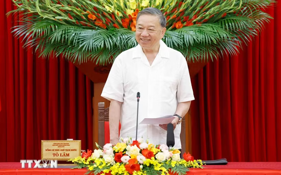 Đổi mới phương thức lãnh đạo của Đảng để làm cho đất nước phát triển bền vững