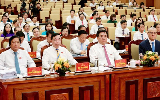 Chủ tịch UBND tỉnh Phú Thọ làm rõ 4 nhóm vấn đề lớn được cử tri và nhân dân quan tâm