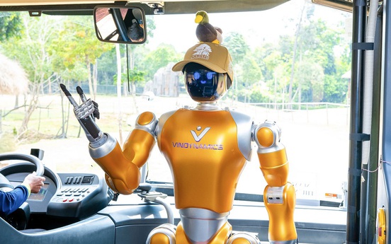 Vindynamics lần đầu ra mắt robot hình người tại 2 sự kiện công nghệ hàng đầu thế giới
