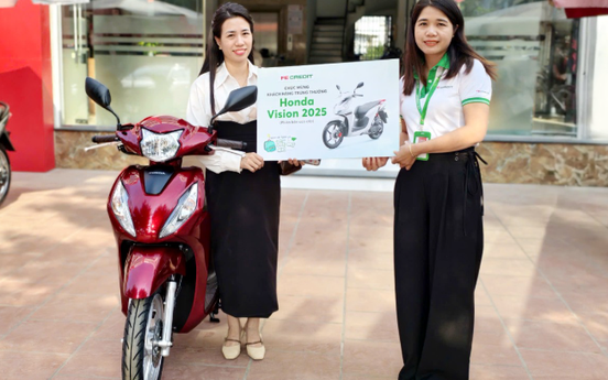 FE CREDIT: Khách hàng làm trung tâm với nhiều ưu đãi thiết thực