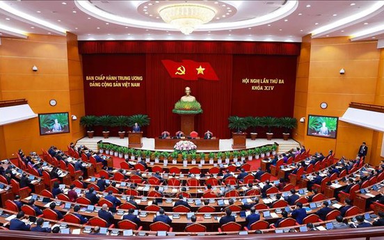 Thông cáo báo chí về ngày làm việc thứ hai Hội nghị Trung ương 3 khóa XIV