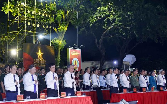Lãnh đạo Đảng, Nhà nước dự Cầu truyền hình 'Sao sáng dẫn đường' tri ân các Anh hùng liệt sĩ